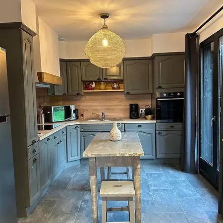 Nyaraló De L'ailly *